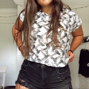Black and White Bird Print Cropped Top